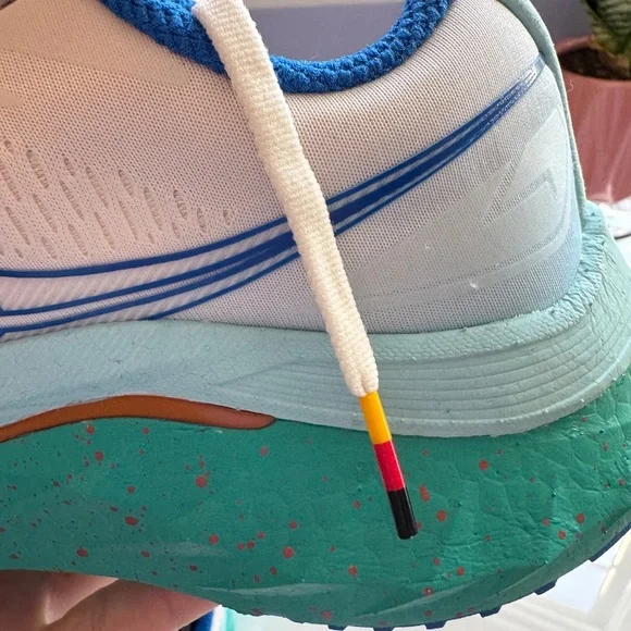 RARE! NIB Women's Saucony Speed 4 Berlin Marathon Special Edition, Size 9 - Picture 9 of 13